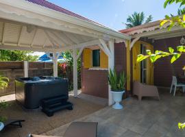 L’Escale Kreyol - Avec jacuzzi，位于拉芒坦的酒店