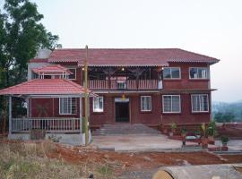 Vanvarsha Resort，位于Chandoli的酒店