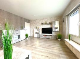 Ferienhaus mit Küche, Garten und Smart-TV，位于埃姆登的酒店