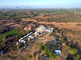 Thour Nature Resort - Jawai Leopard Safari Camp，位于Bera的别墅