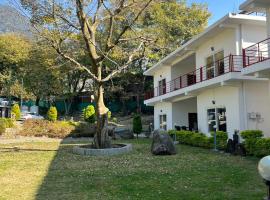 The Pahaadhi Cafe & Stay，位于达兰萨拉的酒店
