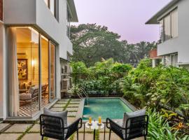 La Masillia, 2 BHK with Private Pool, 15 mins from Morjim Beach, Wifi, Peaceful location, Kitchen, Security, Patio，位于西奥利姆的酒店