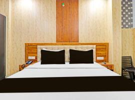 Hotel Rudreshwar by Shri Krishna Taxi Service，位于哈里瓦的酒店