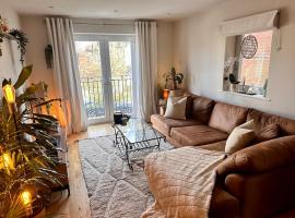 2 bed, 2 bath apartment in Roundhay，位于Moortown的酒店