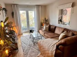 2 bed, 2 bath apartment in Roundhay