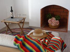 CASA DO POMAR by Stay in Alentejo，位于米尔芳提斯城的酒店