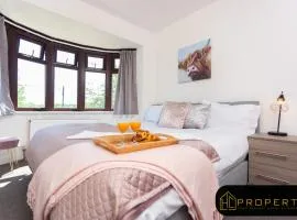 Spacious 3 bed, 2 min from A1
