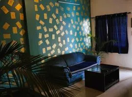 Blue Beds Homestay, Exotic 2BHK AC House
