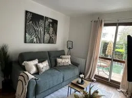 Premium & Cosy Studio - Paris à 20 mins - Châteaux de Versailles à 8 mins