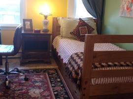 Yatch Room