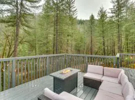 Private Cabin with Forest Views and Grill in Lakehead!