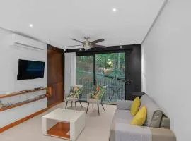 Luxury 2BR condo in Nautilus, Místico