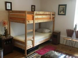 labalade chambre pelerin，位于Marsac的酒店