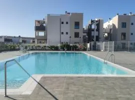 Serene Luxury Apartment with Pool - Viento Azul