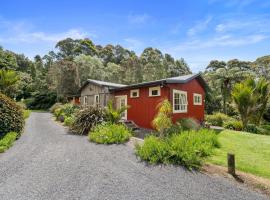 Oakura Pond Cottage - Oakura Holiday Home，位于Oakura的酒店