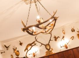 克里茨曼酒店，位于Monrupino的酒店