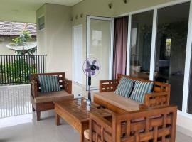 villa hari jabon adel，位于Sampal 2的酒店