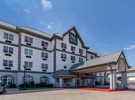 I-35E核桃山品质套房酒店，位于达拉斯的酒店