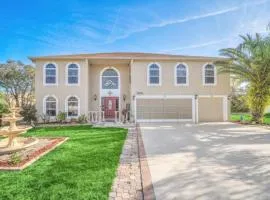 Family-Friendly 9 Bedroom Villa 6116