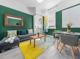 Central Kirkintilloch 2 Bed App