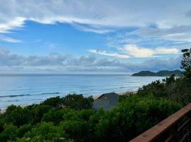 Ponta Beach House，位于蓬塔杜欧鲁的酒店