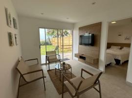 Casa Paraquitas "Casa Frente al mar de Paracas"，位于帕拉卡斯的酒店
