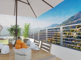 RivieraRent Charming Villa Alassio with pool and garden，位于阿拉西奥的酒店