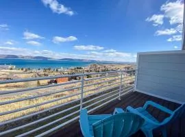Lake View Condo 942 4