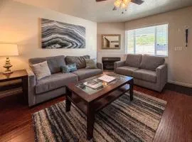 Updated Lake View Condo 941 2, Amazing Views