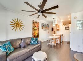 Riverfront Parker Studio 1 Mi to Boat Launch!，位于帕克的酒店