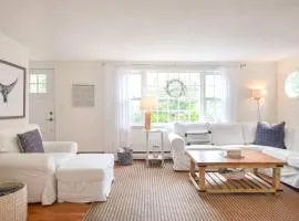 Huge Deck Outdoor Shower Dog Friendly