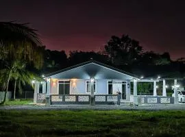 Homestay Villa D'Manggis
