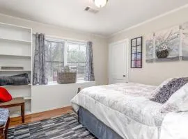 Enjoyable Stay and Play Near Casino and Hospital