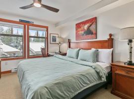 1311B - King Standard Eagle Springs West Hotel Room，位于索利图德的酒店