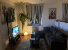 Appart'Hotel Victor Hugo et sa pizza offerte，位于欧里亚克的酒店