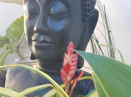 Le Ti' Cardinal，位于圣菲利普的自助式住宿