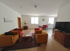 Apartment E2 - Gut ausgestattete 3-Zimmerwohnung 64 qm, für 1-3 Personen 1 DZ 1EZ