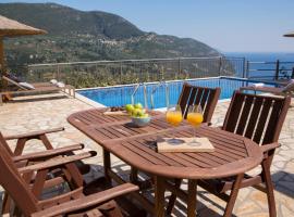Αthina Villas，位于Fternón的酒店
