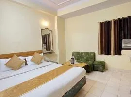 silvershine family hotel- new delhi