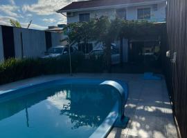 Casa ampla com piscina na Praia do Sonho，位于帕罗卡的酒店