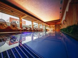 Wellness Penzion Zora Family，位于塔查斯卡-鲁穆尼卡的酒店