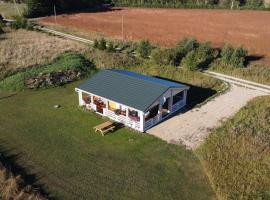 Ferienhaus an der Ostsee，位于Vaisi的酒店