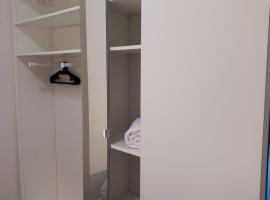 Charming Retreat Apartment City 20Alpha，位于代尔夫特的酒店