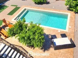 Venecia of Mani - Relax in a spa pool