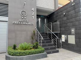 Hotel Precursores，位于利马San Miguel的酒店