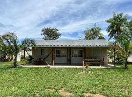 Casa Bouganville apto triplo，位于新艾朗的民宿