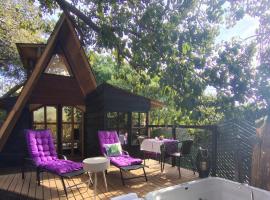 Cabaña de madera romántica y privada，位于Tepetlapa的酒店