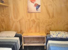 Isla yu backpacker，位于纳塔列斯港的酒店