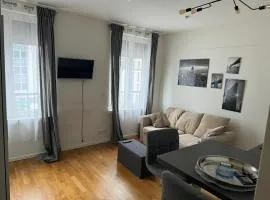 Berlin Apartment Genthiner 1