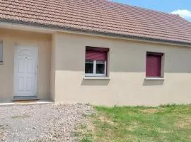 Maison chaleureuse à Sully avec vue sur la montagne